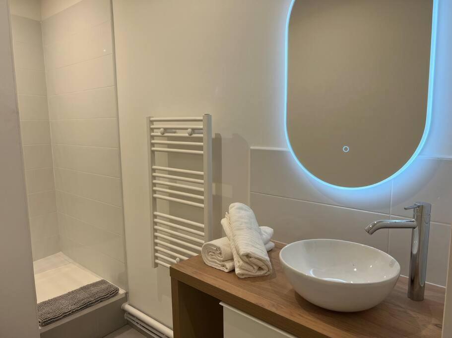 Ferienwohnung Montpellier Centre - La Fenetre De L'Ecusson Exterior foto